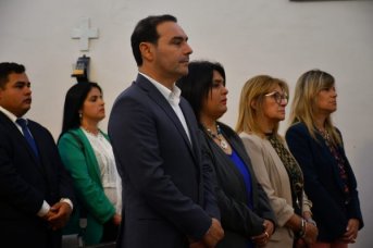 Junto a su Gabinete, Valdés participó de la Misa central en honor a San Cosme