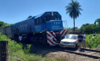 Un automóvil fue embestido por un tren de cargas en Santo Tomé