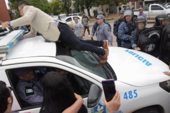 Resistencia: escándalo en el Municipio por la detención de un concejal de la CER tras una manifestación