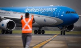 Aerolneas Argentina, Enarsa, Radio y Televisin Argentina e Intercargo, las empresas que sern privatizadas si aprueban la Ley Bases